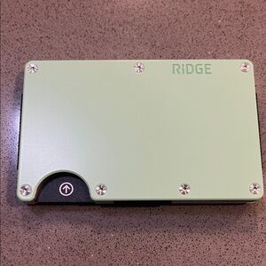 Ridge Light Green Money Clip